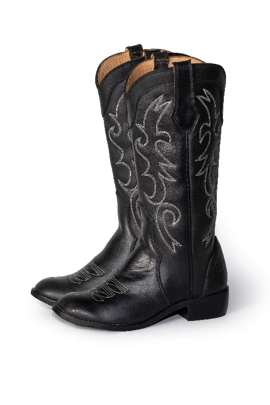 Men's western boots with a concho - studded strap and a pointed toeTami midcalf Cowgirl / western Boots Men's western boots with a concho - studded strap and a pointed toeTami midcalf Cowgirl / western Boots