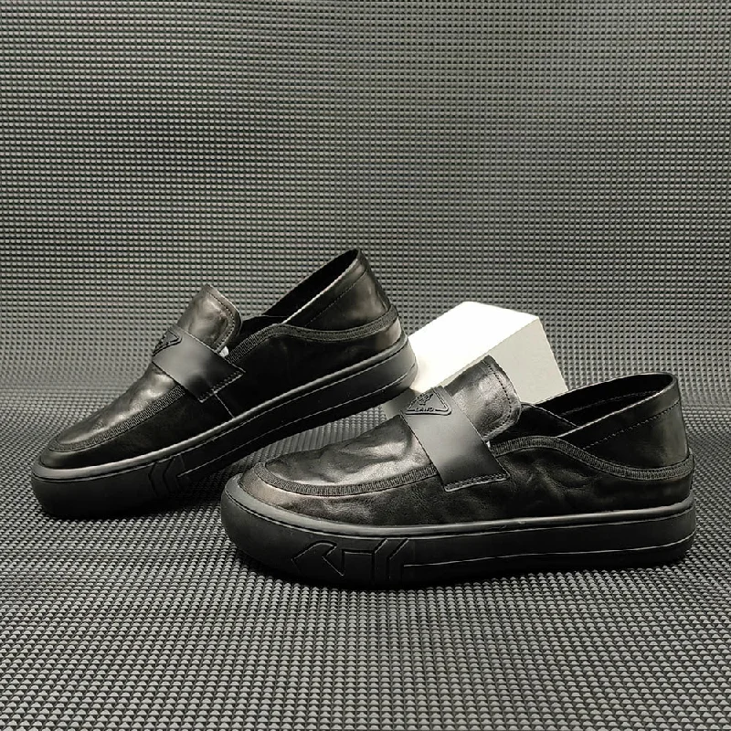 Men's loafers with a leather lining for comfortMen Minimalist Soft Leather Flat Casual Loafers