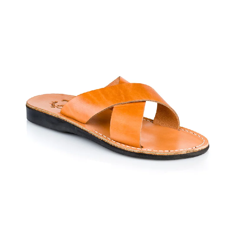 Men's sandals with a padded heelMen's sandals with a padded heelElan - Leather Cross Strap Sandal | Tan