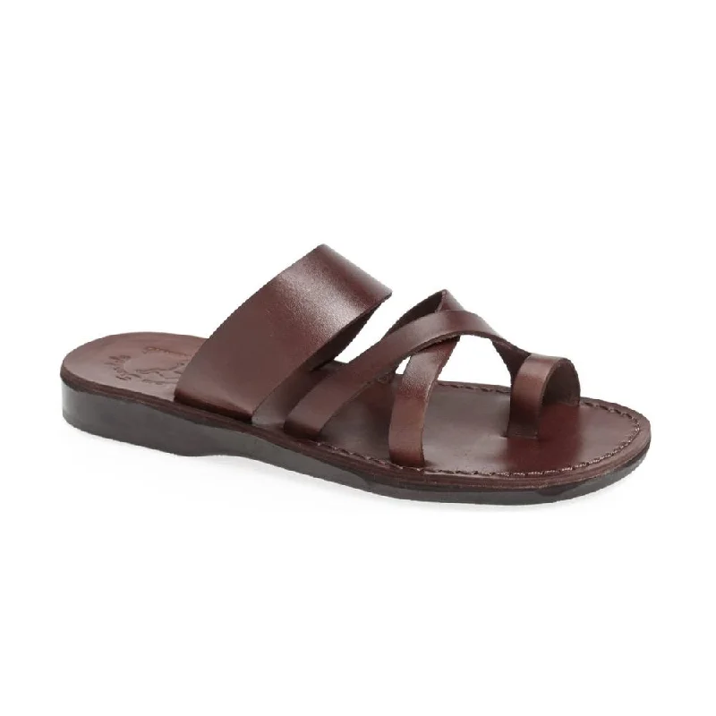 Waterproof men's sandals for water activitiesThe Good Shepherd - Leather Toe Loop Slide | Brown Waterproof men's sandals for water activitiesThe Good Shepherd - Leather Toe Loop Slide | Brown