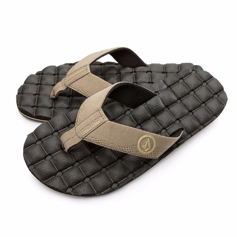 Men's sandals in a neutral color like black or brownMen's sandals in a neutral color like black or brownVolcom Men's Recliner Comfort Foam Sandals - Khaki Men's sandals in a neutral color like black or brownMen's sandals in a neutral color like black or brownVolcom Men's Recliner Comfort Foam Sandals - Khaki
