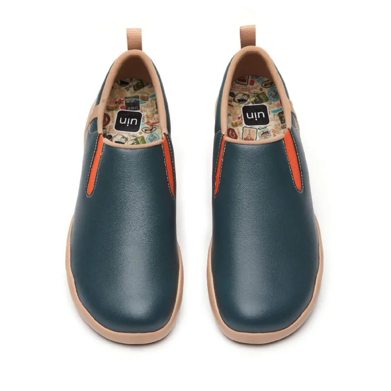 Men's loafers with a pointed toe for a stylish appearanceTeal Cuenca Men