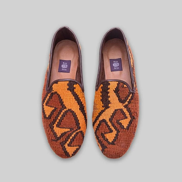 Men's loafers with a perforated leather upper for ventilationMen's Kilim Loafer Size 11