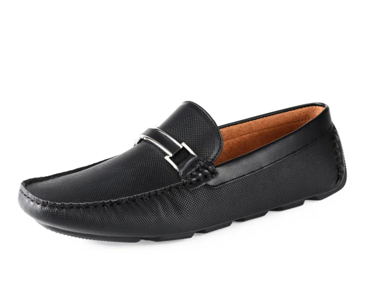 Men's loafers with a pointed toe for a stylish appearanceBriggs Black