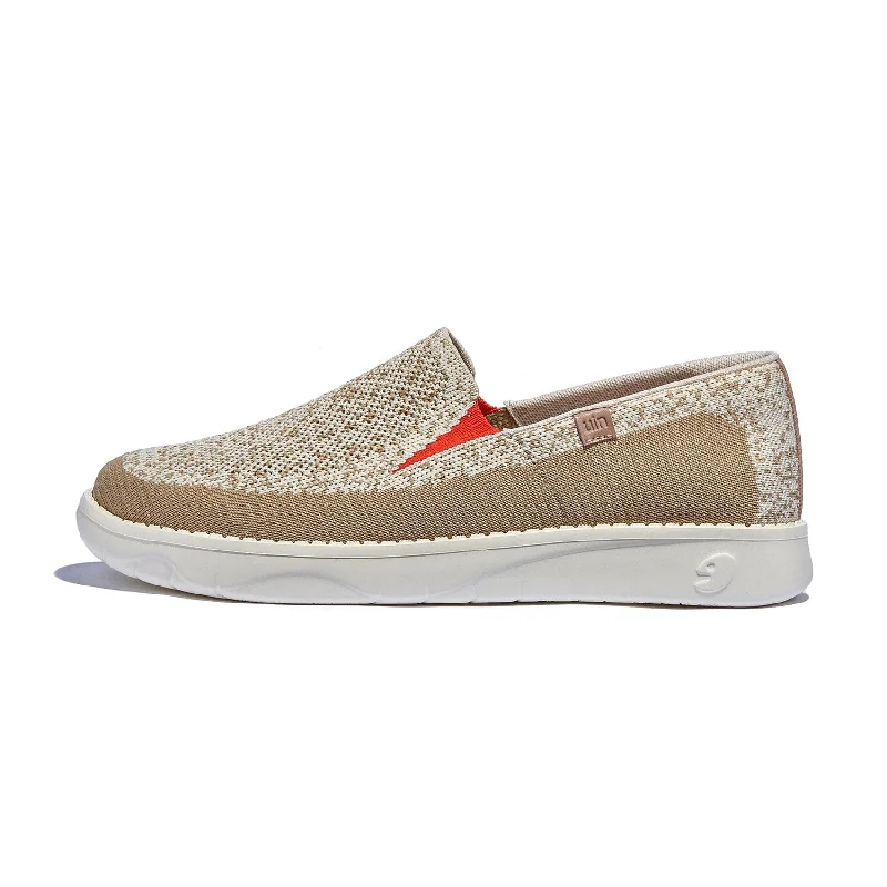 Men's loafers with a perforated leather upper for ventilationCappuccino Tarragona II Men