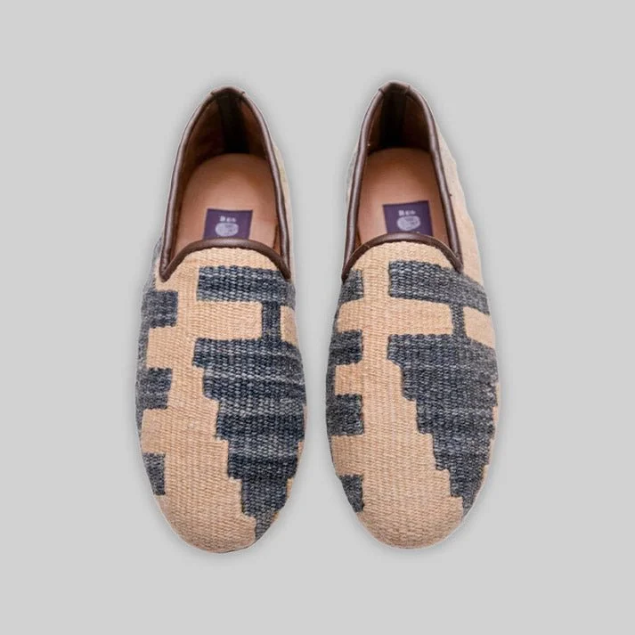 Men's loafers with a leather lacing systemMen's Kilim Loafer Size 7