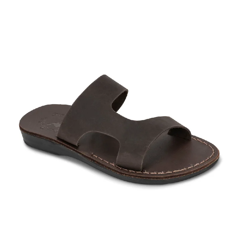 Waterproof men's sandals for water activitiesWaterproof men's sandals for water activitiesJune - Leather Side Strap Sandal | Brown Nubuck Waterproof men's sandals for water activitiesWaterproof men's sandals for water activitiesJune - Leather Side Strap Sandal | Brown Nubuck