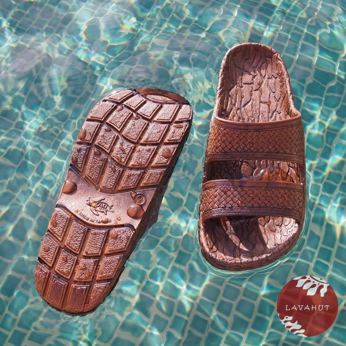 Men's sandals with a perforated leather upper for ventilationBrown Jon Jandals® - Pali Hawaii Men's sandals with a perforated leather upper for ventilationBrown Jon Jandals® - Pali Hawaii