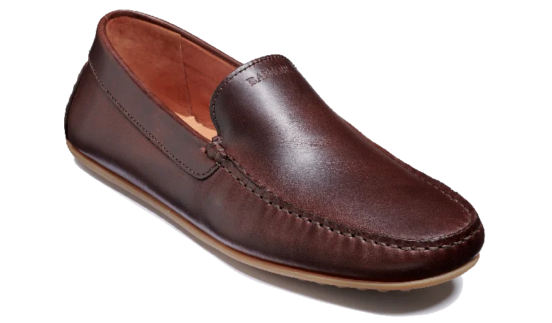 Men's loafers with a low - heeled designStirling - Brown Pull-Up
