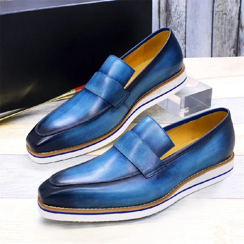 Men's loafers with a leather lacing systemMen Casual Leather Flat Retro Loafers