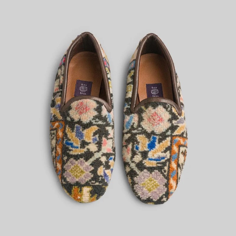 Men's loafers with a removable insole for cleaningMen's Kilim Loafer Size 7
