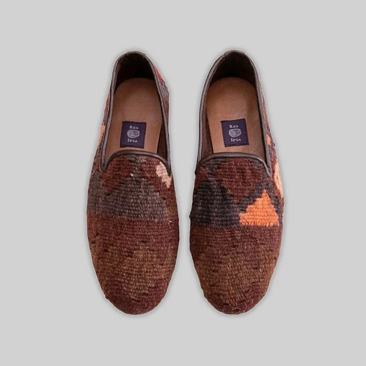 Men's loafers with a pointed toe for a stylish appearanceMen's Kilim Loafer Size 8