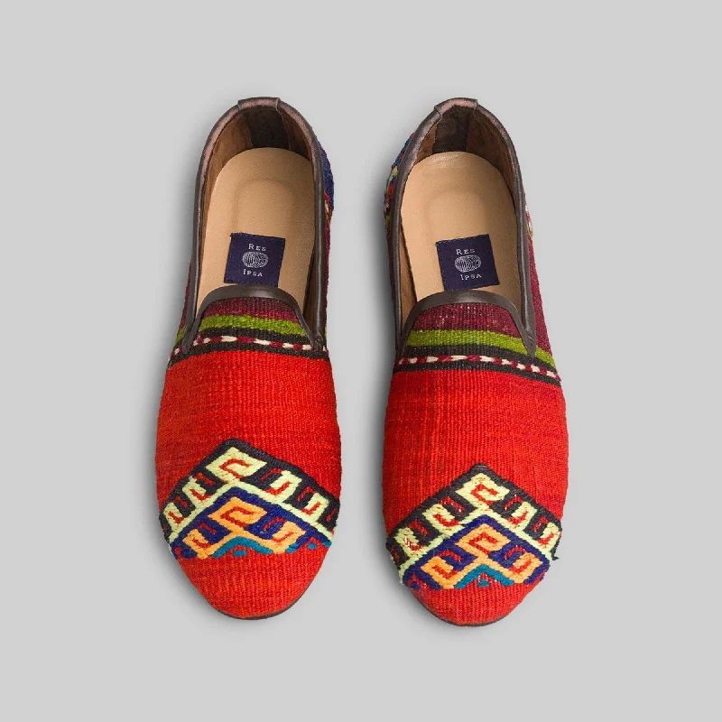 Suede men's loafers for a soft and luxurious feelMen's Kilim Loafer Size 9