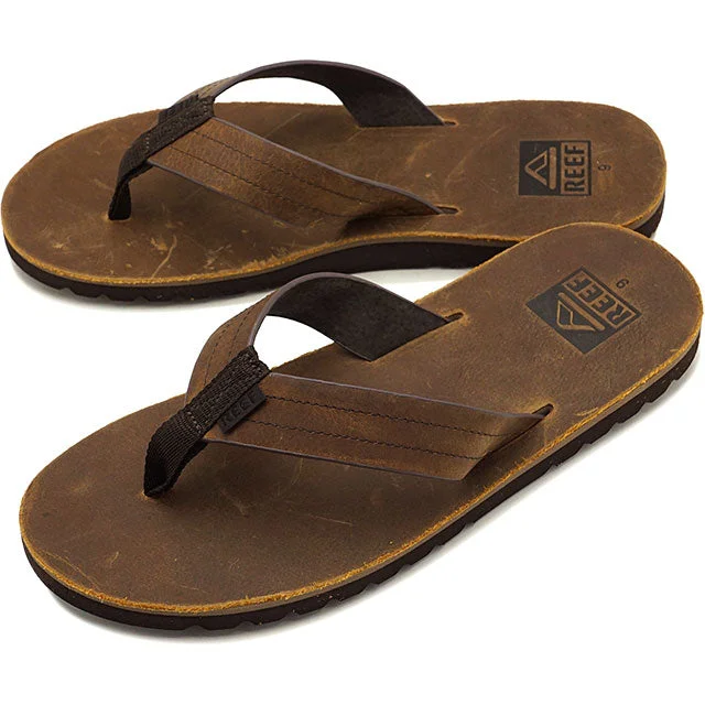 Men's sandals with a removable insole for cleaningMen's sandals with a removable insole for cleaningReef Men's Voyage LE Dark Brown Sandal - DAB
