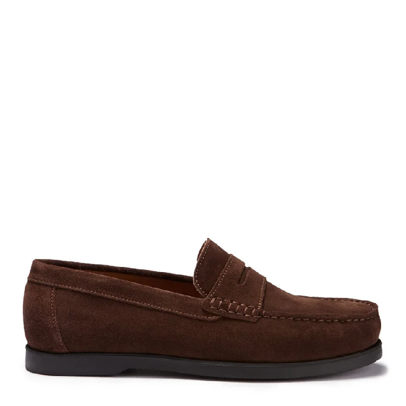 Suede men's loafers for a soft and luxurious feelBoat Loafers, brown suede