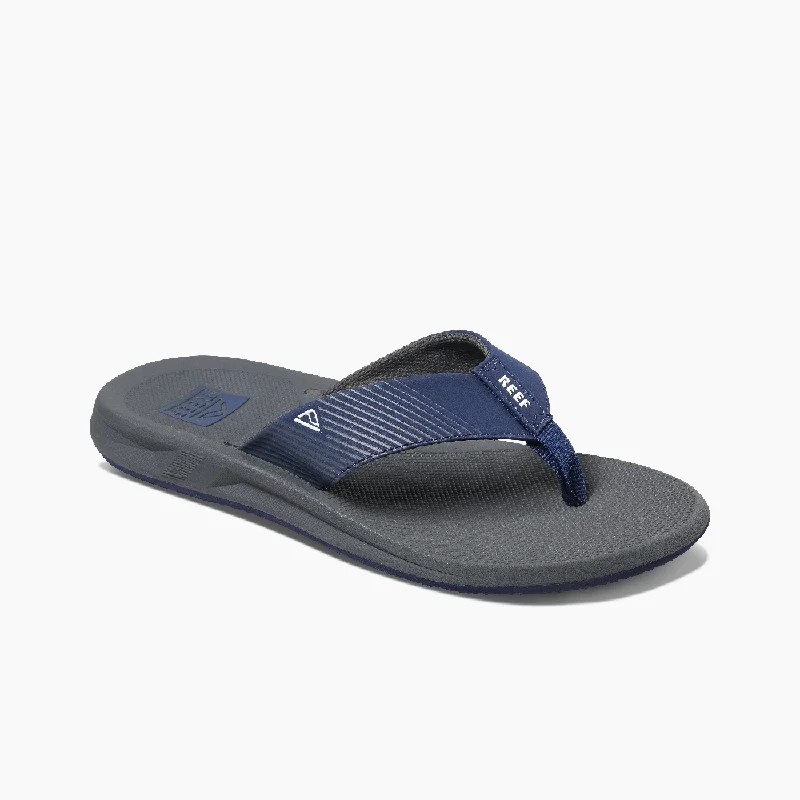 Men's sandals with a contrast stitching detailMen's sandals with a contrast stitching detailReef Phantom II Sandals - Grey Navy Blue Men's sandals with a contrast stitching detailMen's sandals with a contrast stitching detailReef Phantom II Sandals - Grey Navy Blue