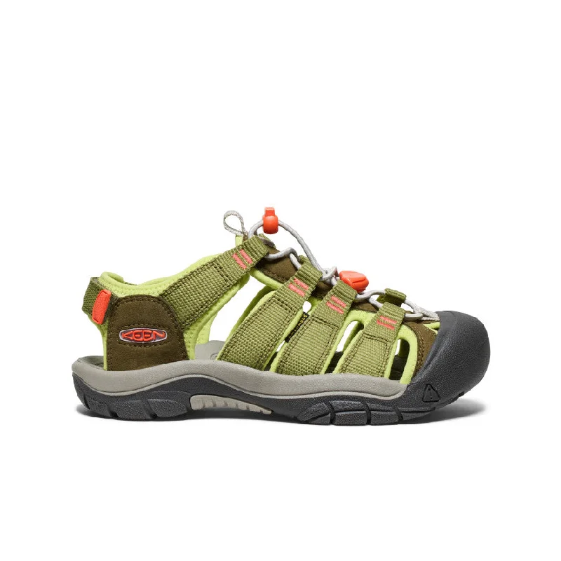 Men's sandals with a perforated leather upper for ventilationBig Kids' Newport Boundless Sandal | Dark Olive/Scarlet Ibis Men's sandals with a perforated leather upper for ventilationBig Kids' Newport Boundless Sandal | Dark Olive/Scarlet Ibis