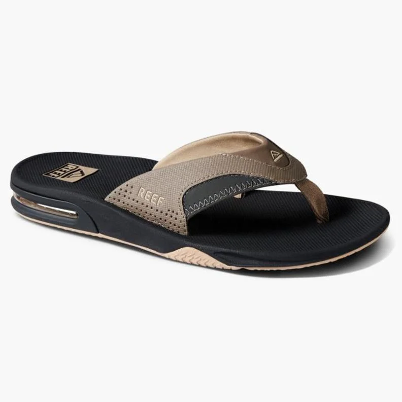 Men's sandals with a removable insole for cleaningMen's sandals with a removable insole for cleaningReef Fanning Sandals bottle opener - Fossil Raven