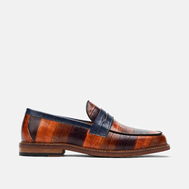 Men's loafers with a decorative buckleCalum Badlands Leather Penny Loafers