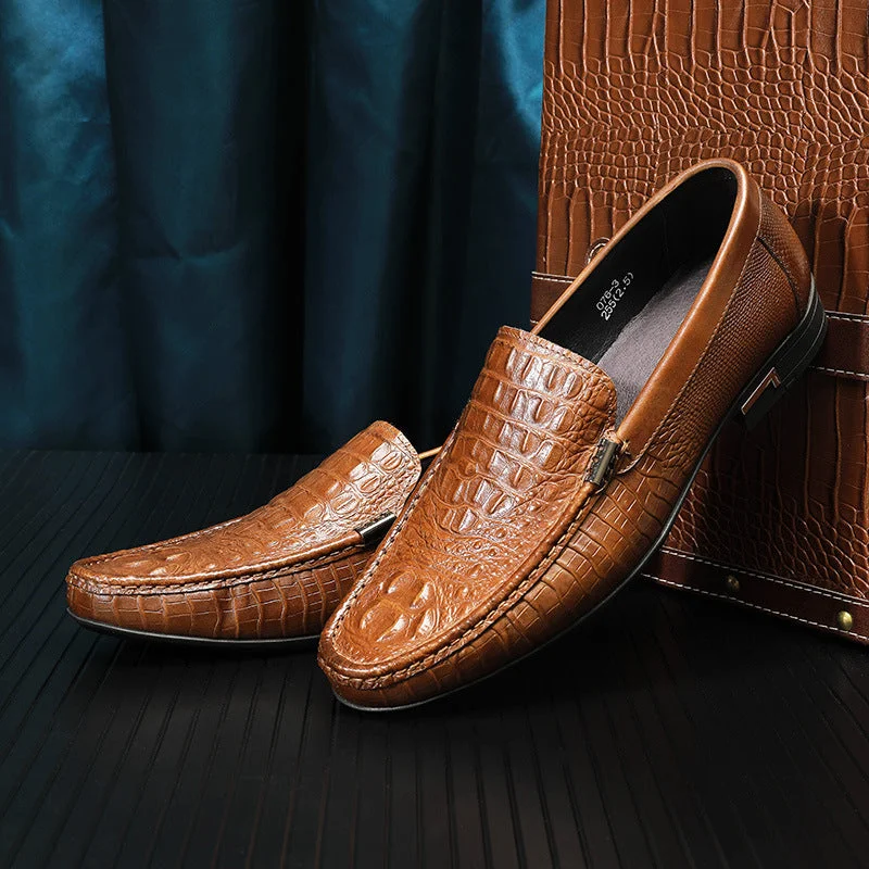 Men's leather loafers with a penny slotMen Classic Embossing Cowhide Casual Slip-On Loafers