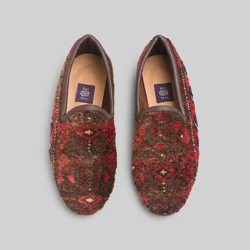 Men's loafers with a pointed toe for a stylish appearanceMen's Kilim Loafer Size 7