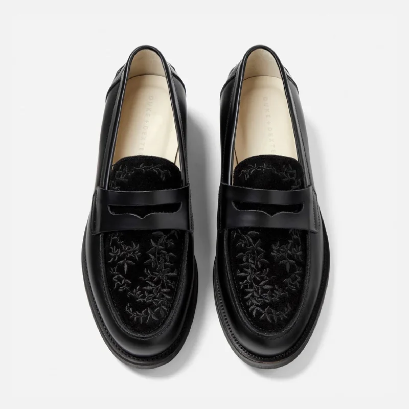 Men's loafers with a removable insole for cleaningWilde Black Vine Penny Loafer - Men's