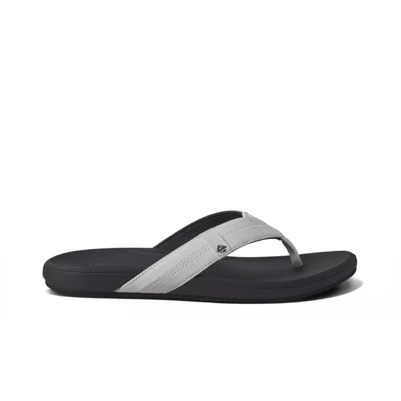 Men's sandals with a pointed toe for a stylish lookReef Men's Cushion Phantom 2.0 - White/Charcoal