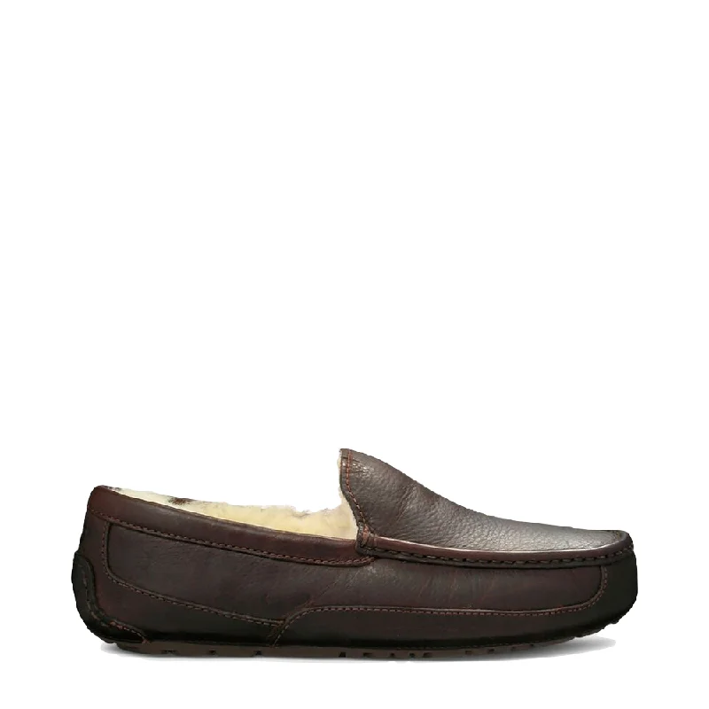 Men's slippers with a logo patch on the side UGG Ascot Leather Moccasin Slipper in Dark Spice