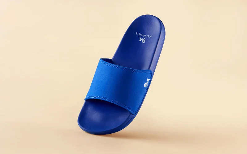 Men's sandals with a decorative buckle or charm Eco Slides : Classic Blue