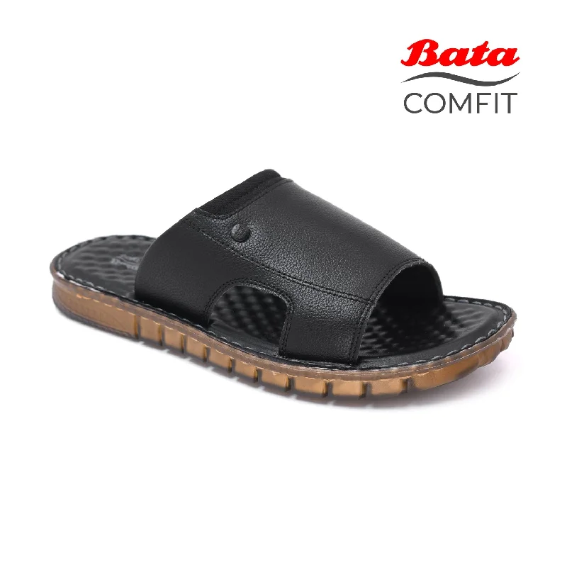 Men's slippers in a warm color like red or brown Bata Comfit - Men
