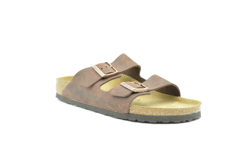 Men's sandals with a removable insole for cleaningBIRKENSTOCK Arizona Oiled Leather +42