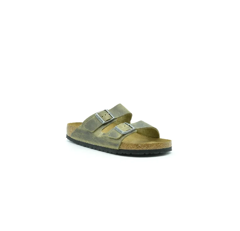 Men's sandals with a stretchy strap for a better fitBIRKENSTOCK Arizona Soft Footbed Oiled Leather Men's sandals with a stretchy strap for a better fitBIRKENSTOCK Arizona Soft Footbed Oiled Leather