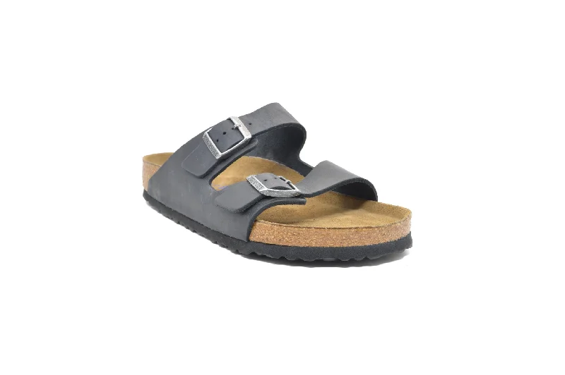 Men's sandals with a leather lining for comfortBIRKENSTOCK Arizona Soft Footbed Oiled Leather