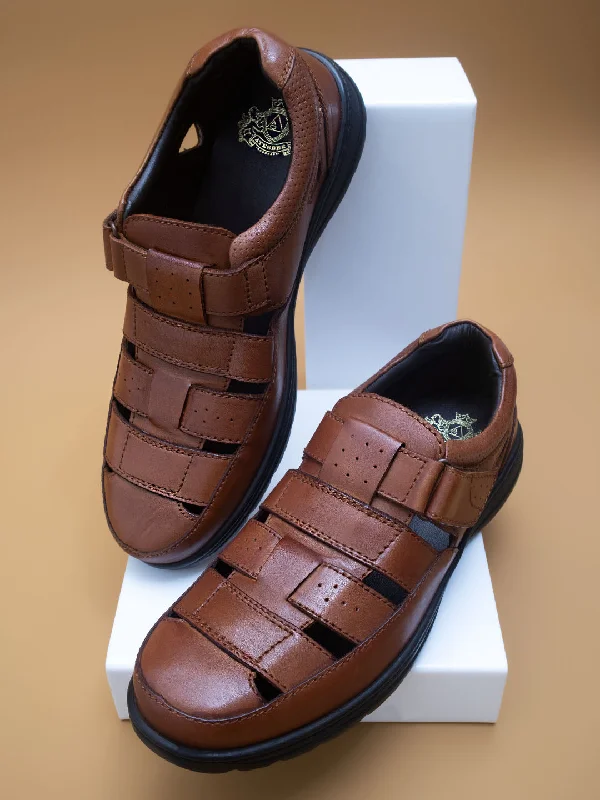 Men's sandals with a decorative buckle or charmMen's sandals with a decorative buckle or charmAtesber Tan Striped Casual Sandal For Men's