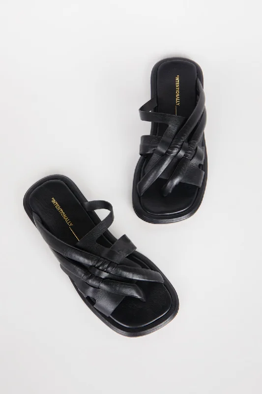 Men's sandals with a durable outer soleMen's sandals with a durable outer soleCha Sandal - Black