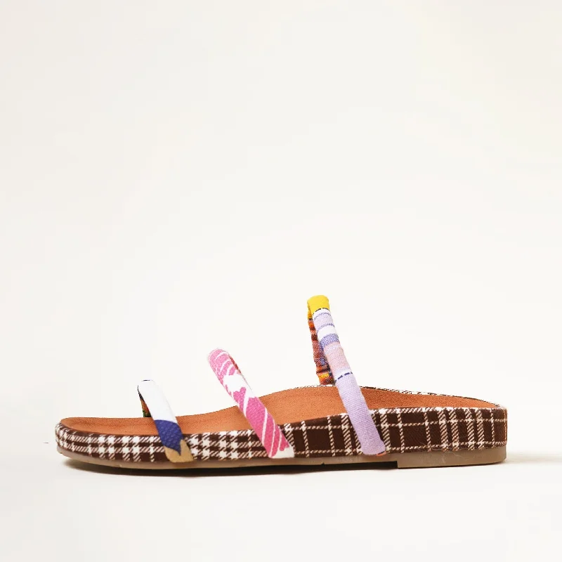 Men's sandals with a removable insole for cleaningDolly