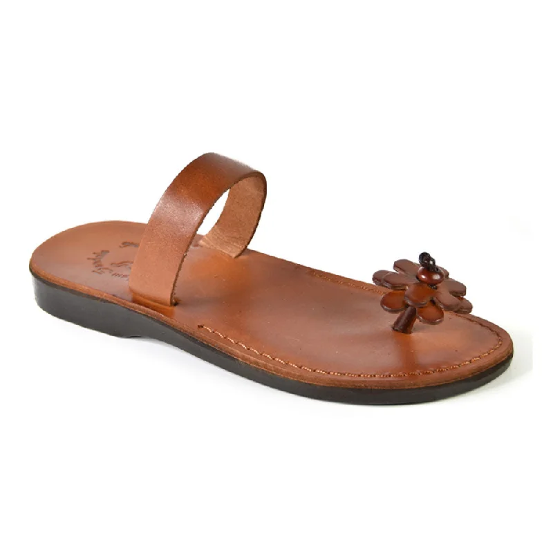 Men's sandals with a padded heelEsther - Leather Flower Flip Flops | Honey