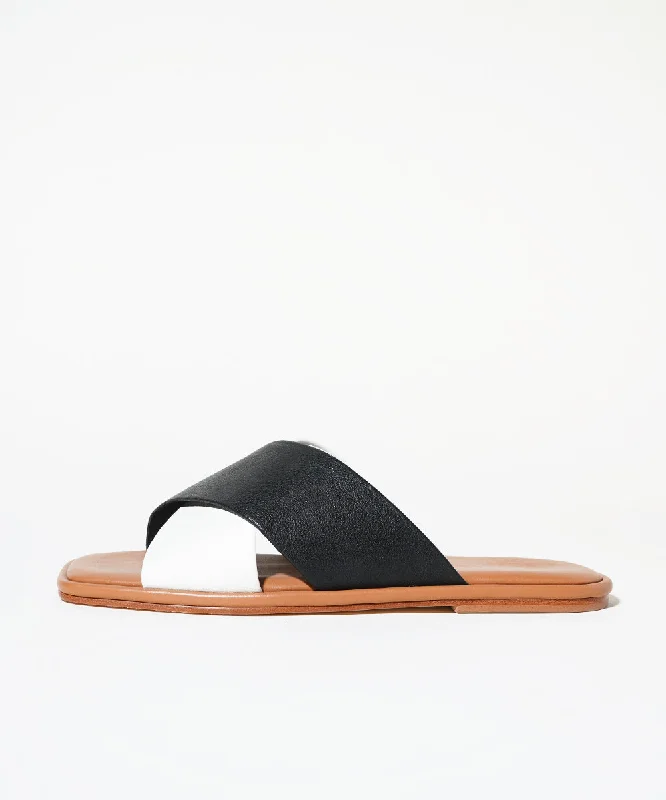 Men's sandals with a contrast stitching detailKim