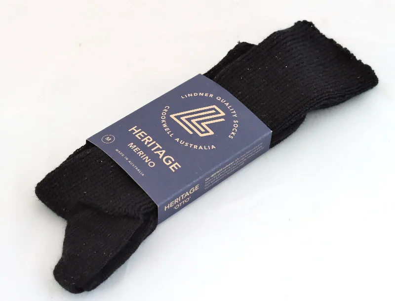 Men's sandals with a perforated leather upper for ventilationWool socks | Otto | black | thick