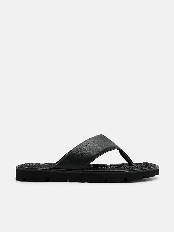 Men's sandals in a neutral color like black or brownMen's sandals in a neutral color like black or brownThong Sandals in Pixel