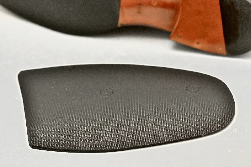 Men's sandals with a durable outer soleRepair | Topy on sole
