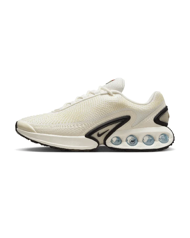 Men's basketball sneakers with ankle supportAir Max DN - Sail / Coconut Milk