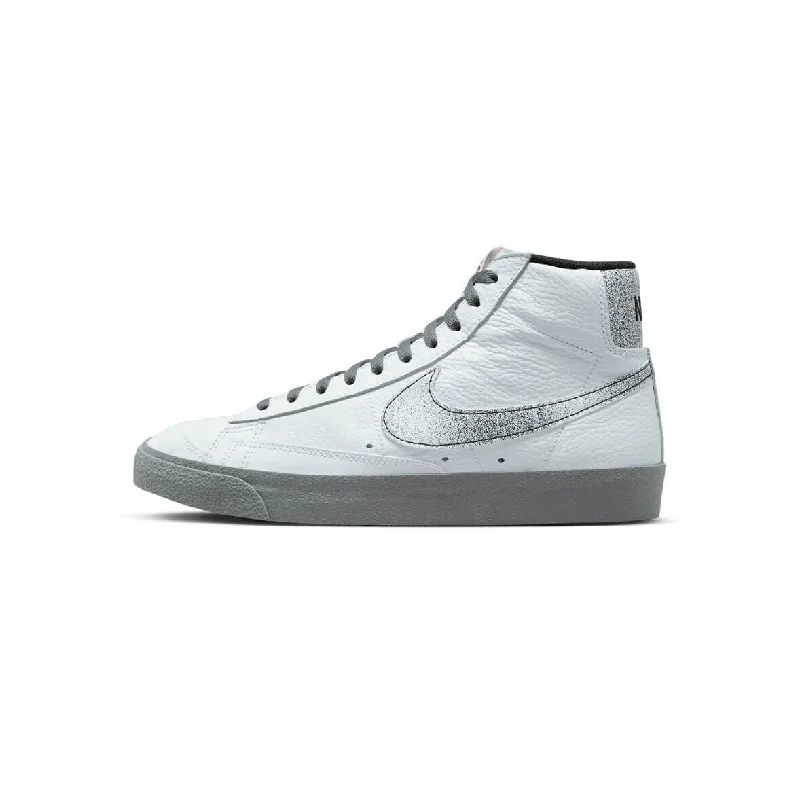 Men's tennis sneakers with a non - slip outsoleNike Blazer Mid Classics 50 Years Of Hip Hop Men's tennis sneakers with a non - slip outsoleNike Blazer Mid Classics 50 Years Of Hip Hop