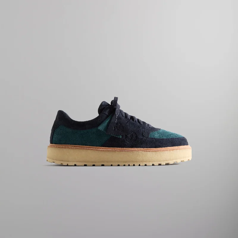 Men's soccer - inspired sneakers with a studded sole8th St by Ronnie Fieg for Clarks Originals Sandford 2 - Carbon / Stargazer Men's soccer - inspired sneakers with a studded sole8th St by Ronnie Fieg for Clarks Originals Sandford 2 - Carbon / Stargazer