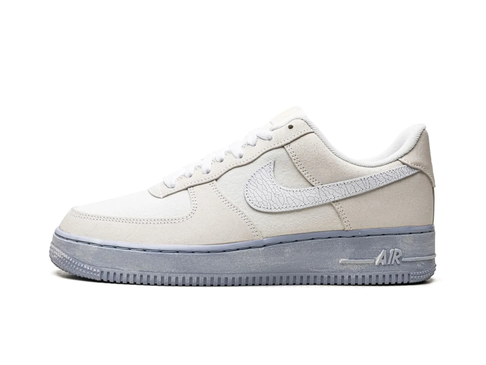 Men's high - top leather sneakers with a zip - up sideNike Air Force 1 Low LV8 EMB "Summit White Blue Whisper" Men's high - top leather sneakers with a zip - up sideNike Air Force 1 Low LV8 EMB "Summit White Blue Whisper"
