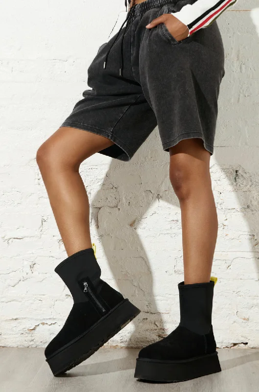women's booties with sock-like fitUGG W CLASSIC DIPPER BLACK